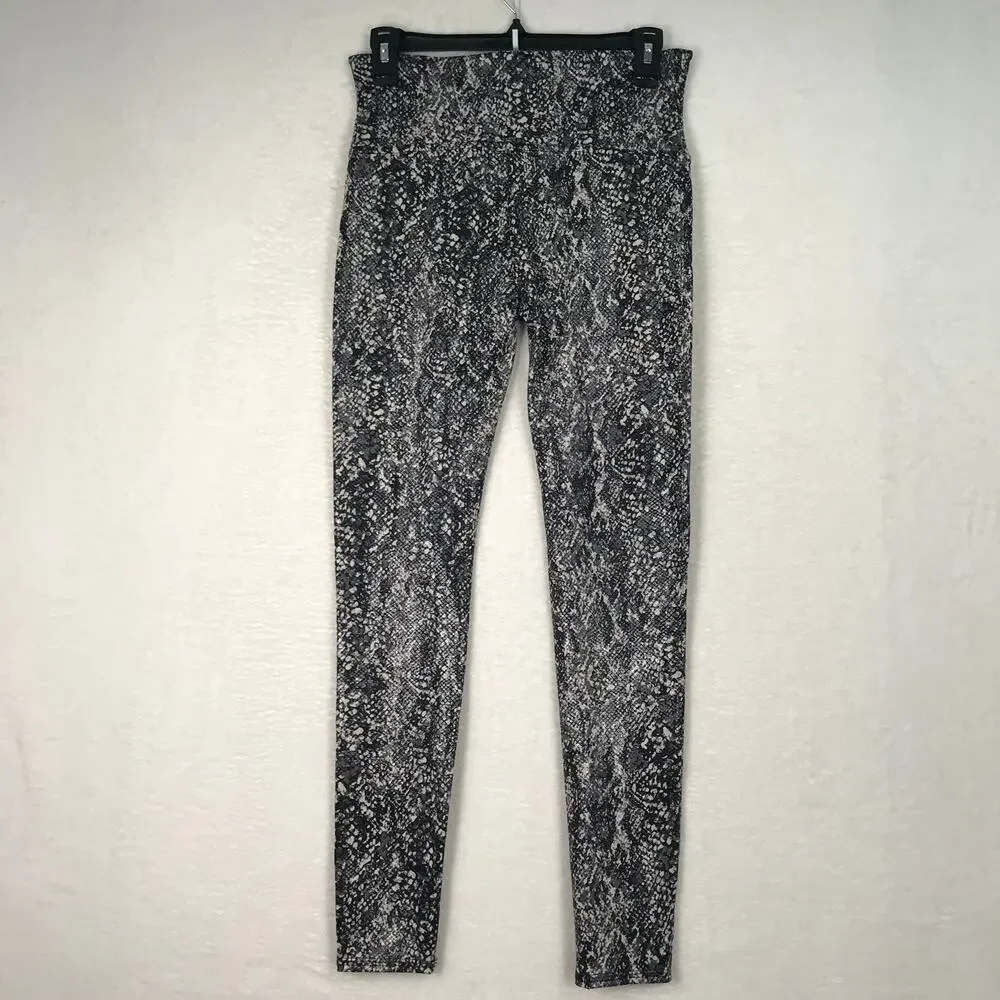 Spanx Leggings Womens Large Gray Faux Leather Snake‎ Shine Compression 20324R